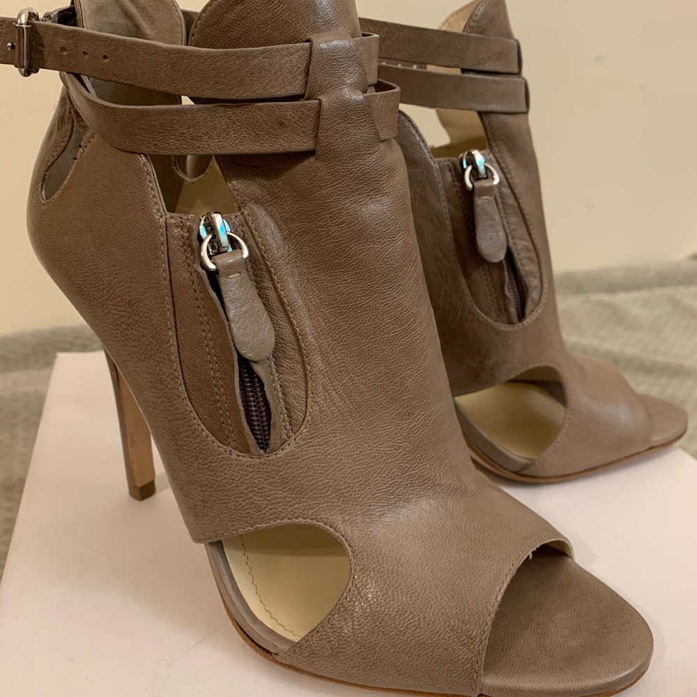 Camilla Skovgaard taupe high heeled booties
